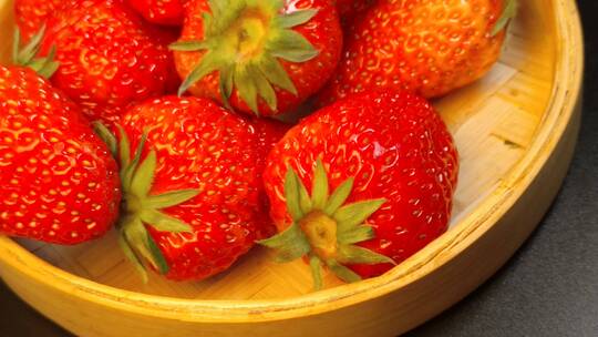 4K新鲜健康生态有机草莓美食蔬果4K视频拍摄视频素材模板下载