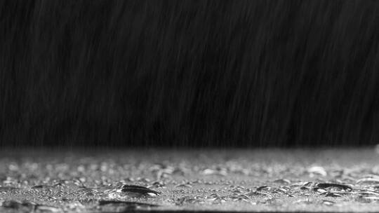 雨滴 下雨