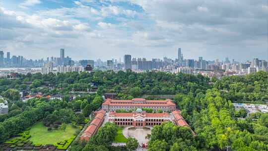 中国武汉两江四岸城市地标风光