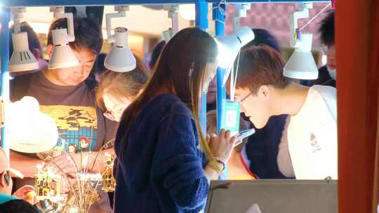 浙江省杭州市拱墅区武林夜市夜晚夜景逛街购视频素材模板下载