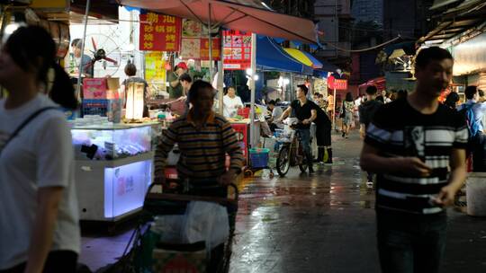 夜晚夜市小吃热闹街市人流