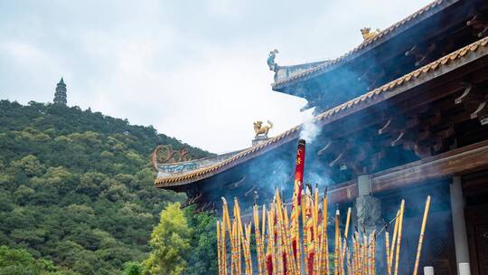 香炉 烧香 香火旺盛 祈祷 祈福 寺庙