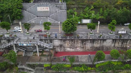 重庆市巫山县宁江路