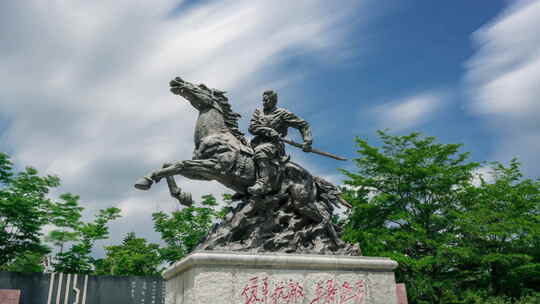 【4K超清】惠州叶挺将军雕像慢门蓝天白云