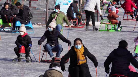 溜冰滑冰冰场冬季游乐项目