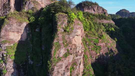 环绕象鼻山