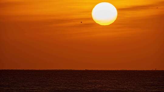 太阳海平面升起日出素材