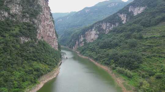 织金洞附近山川百里画廊视频素材模板下载