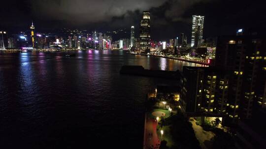 香港维多利亚港海岸高楼大厦灯光秀航拍