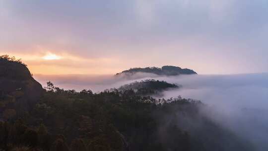 武夷山升日峰日出云海