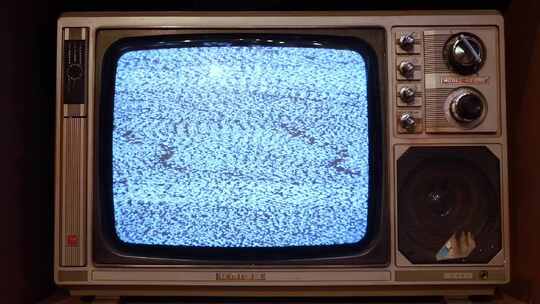 老式电视机老物件雪花没信号