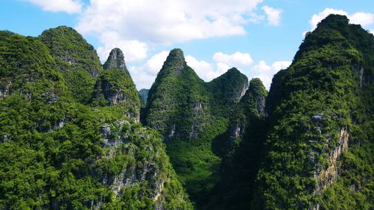 广西桂林山水十里画廊遇龙河美丽乡村