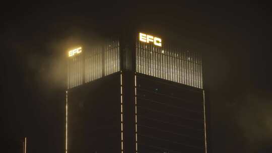 杭州暴雨中的欧美金融城
