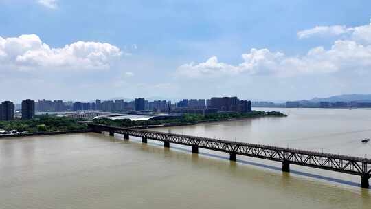 航拍杭州钱塘江大桥