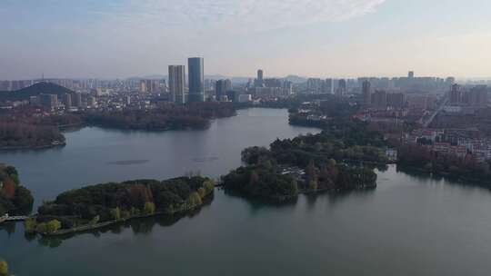 秋天的马鞍山雨山湖城市风光航拍素材