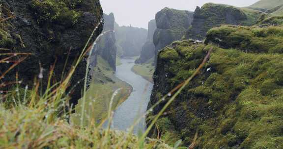 Fjadrargljufur峡谷，冰岛，