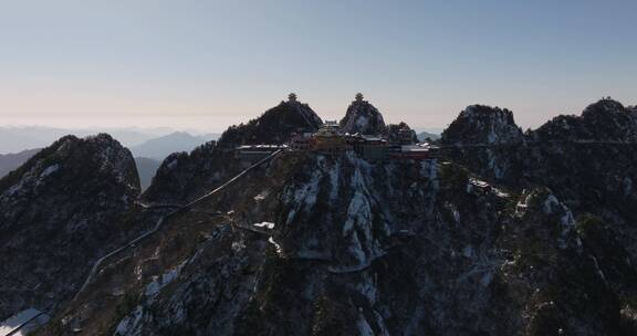 航拍河南洛阳老君山雪景风景