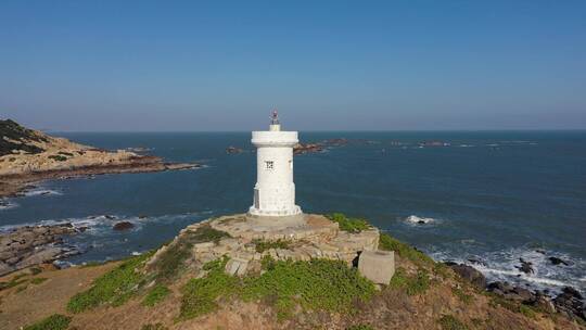 福建泉州惠安县崇武海滨灯塔风光