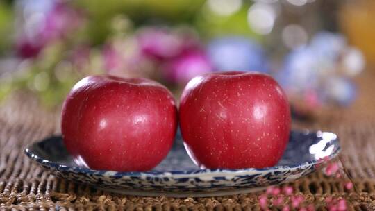 制作苹果果酱果胶的原料红苹果