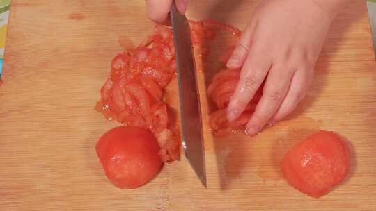 去皮番茄切丁西红柿丁