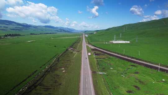 航拍新疆伊犁草原公路
