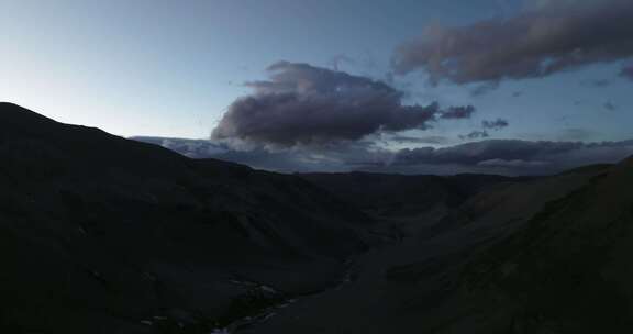 西藏日喀则珠峰村珠峰大本营日出高空航拍