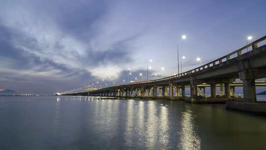 跨海大桥的早晨的延时风景