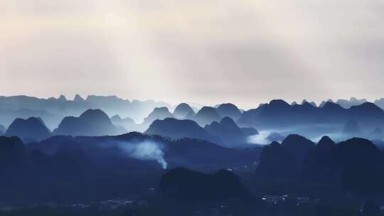 航拍桂林山水水墨画