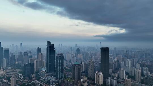 4K上海城市日出平流雾航拍