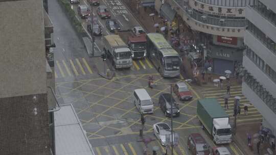 雨中香港街景