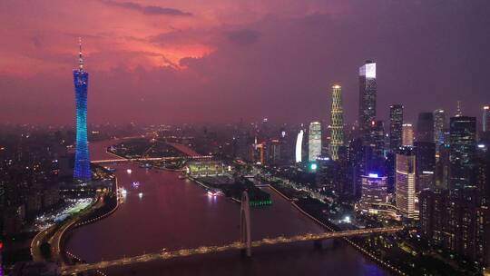 广州市中心花城汇暴雨航拍夜景高楼大厦