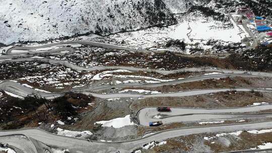 西藏林芝航拍墨脱公路盘山路