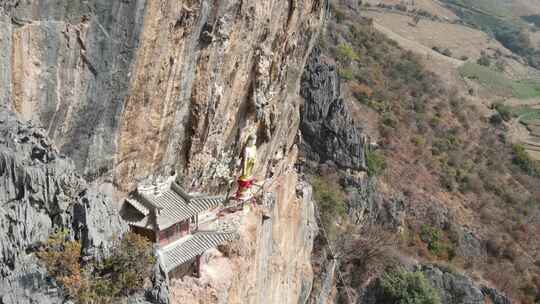 云南大理宾川观音箐悬空寺航拍