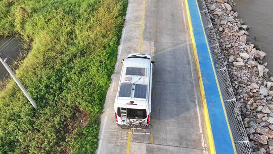 中山崖口海堤房车跟拍