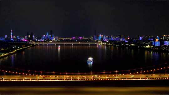 湖北武汉鹦鹉洲长江大桥夜景航拍