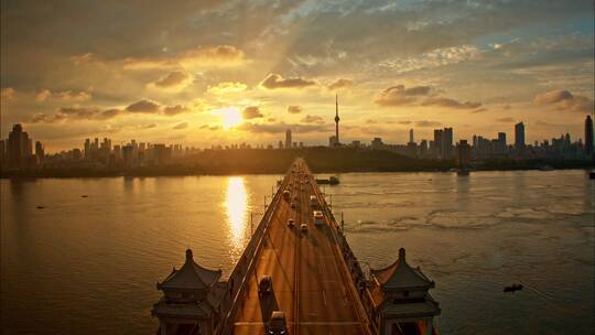 长江一桥 车流 夕阳