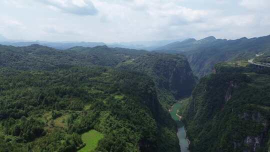 美丽中国山川中的大桥、峡谷大桥