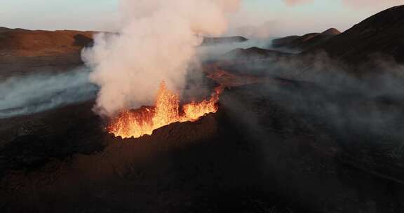 火山，喷发，熔岩，烟雾