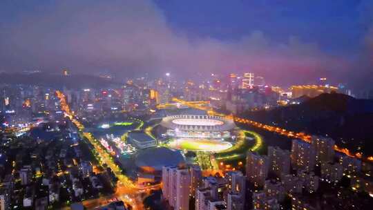 青岛国信体育场 夜间穿云航拍  城市夜景