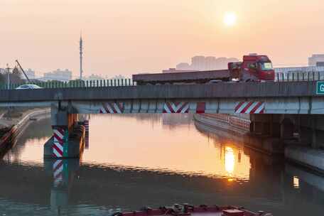 上海松江区淀浦江日转夜延时