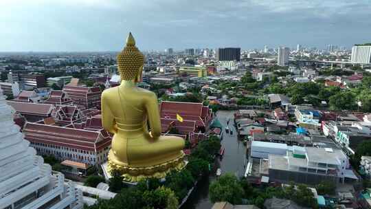 泰国曼谷水门寺大佛像城市地标建筑航拍风景
