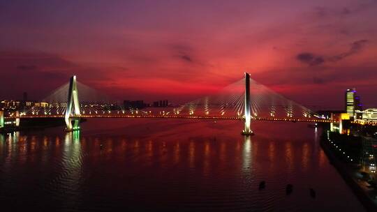 海口世纪大桥晚霞夜景倒影跨海大桥夕阳02视频素材模板下载