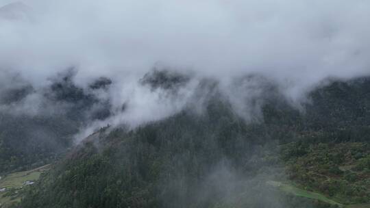 雨崩村航拍