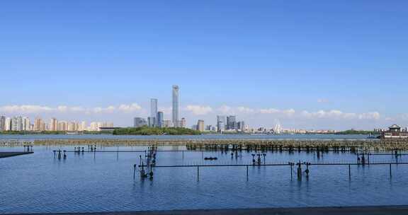 蓝天下苏州美丽金鸡湖城市远景