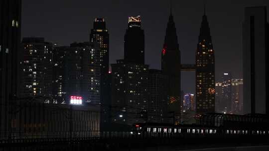 重庆海棠溪地铁站轻轨夜景航拍