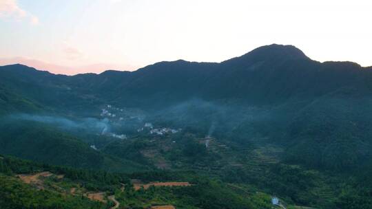 江西婺源江岭秋季梯田航拍延时风光