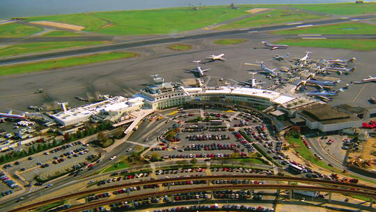 航拍国际机场视频素材模板下载