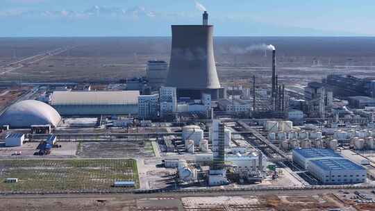 大西北荒漠地区新能源有色金属发电厂航拍