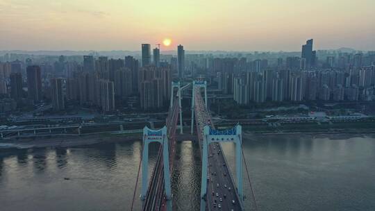 重庆鹅公岩大桥夕阳直飞航拍
