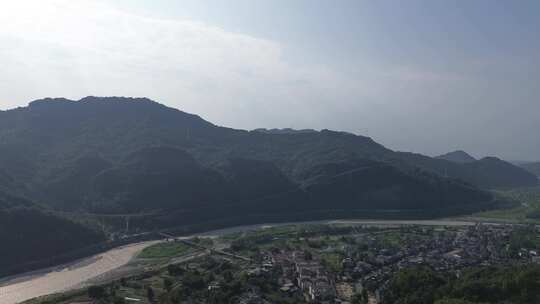 乡村土地与山川、四川彭州龙门山周边